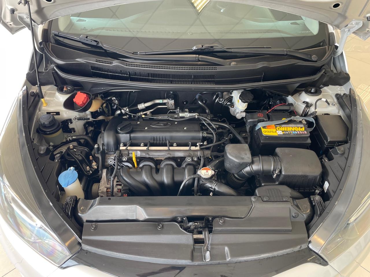 Foto Hyundai HB20 1.6 2013